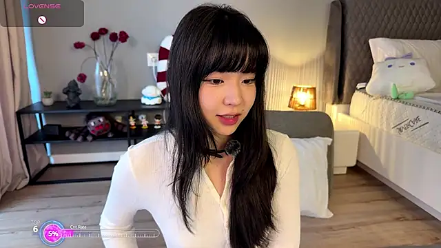 melana love online show from 12/21/25, 08:27