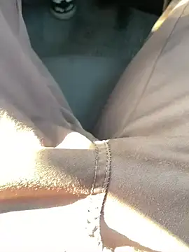 Smallcoco26 online show from 01/14/26, 07:45