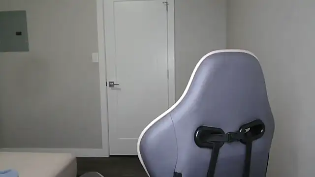 Snapshot of kurvibabe chatting on 03/15/26, 07:21 kurvibabe online show from 03/15/26, 07:21