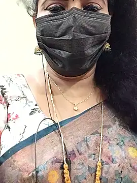 abinaya26 online show from 10/15/25, 08:33