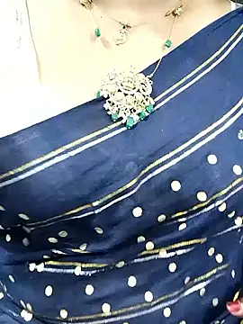 abinaya26 online show from 10/20/25, 05:13