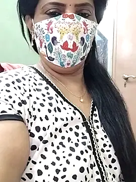 abinaya26 online show from 04/13/26, 12:36