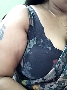 abinaya26 online show from 02/15/26, 11:42