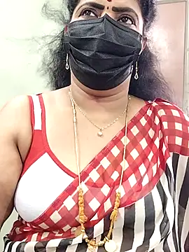 abinaya26 online show from 09/18/25, 06:05