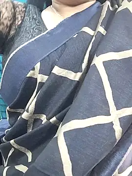 abinaya26 online show from 11/25/25, 08:14