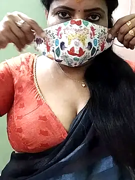 abinaya26 online show from 04/18/26, 02:19