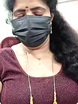 abinaya26 online show from 10/25/25, 07:47