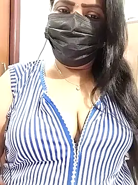 abinaya26 online show from 12/18/25, 07:07