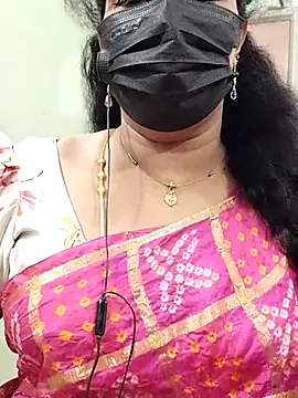 abinaya26 online show from 10/24/25, 06:45