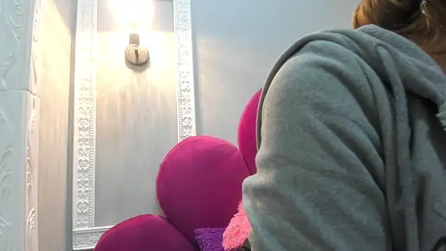 Bonniie 22 online show from 03/27/26, 07:15