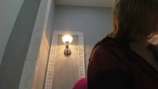 Snapshot of Bonniie_22 chatting on 12/15/25, 02:45 Bonniie 22 online show from 12/15/25, 02:45