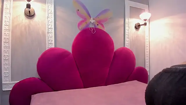 Snapshot of Bonniie_22 chatting on 11/10/25, 04:12 Bonniie 22 online show from 11/10/25, 04:12