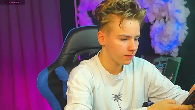 Jean Wilsons online show from 11/21/25, 11:20