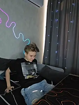 Jean Wilsons online show from 03/06/26, 11:27