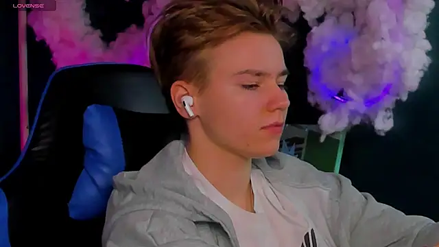 Jean Wilsons online show from 03/10/26, 03:10