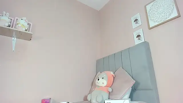 mary cute9 online show from 12/02/25, 11:34