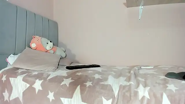 mary cute9 online show from 11/14/25, 12:42