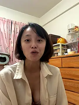 ladypaggy online show from 11/12/25, 04:44