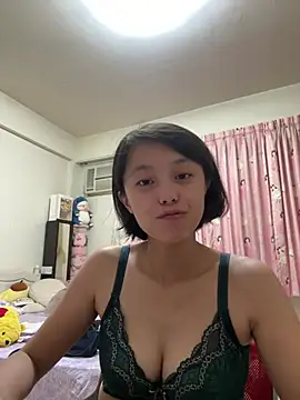 Snapshot of ladypaggy chatting on 06/02/26, 04:40 ladypaggy online show from 06/02/26, 04:40