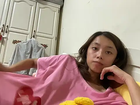 Snapshot of ladypaggy chatting on 03/04/25, 12:22 ladypaggy online show from 03/04/25, 12:22