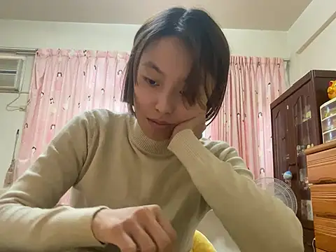Snapshot of ladypaggy chatting on 03/19/25, 08:23 ladypaggy online show from 03/19/25, 08:23