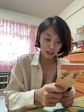 ladypaggy online show from 10/26/25, 06:14