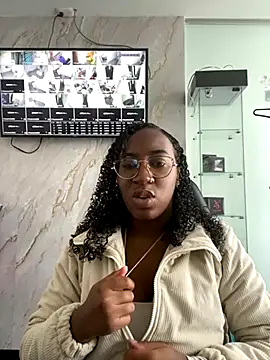 Qeen blackk online show from 09/09/25, 08:18