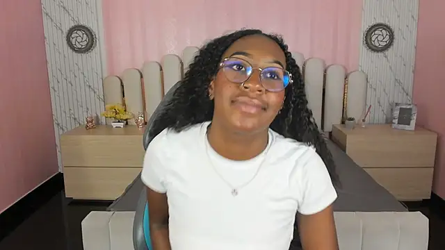 Qeen blackk online show from 01/14/26, 09:29