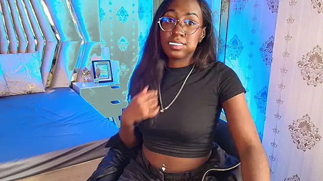 Qeen blackk online show from 11/01/25, 09:41