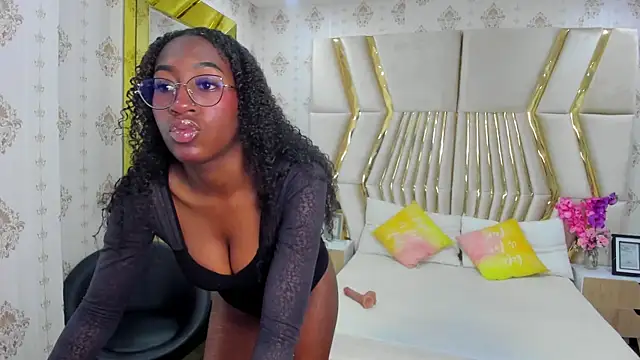 Qeen blackk online show from 03/21/25, 12:28