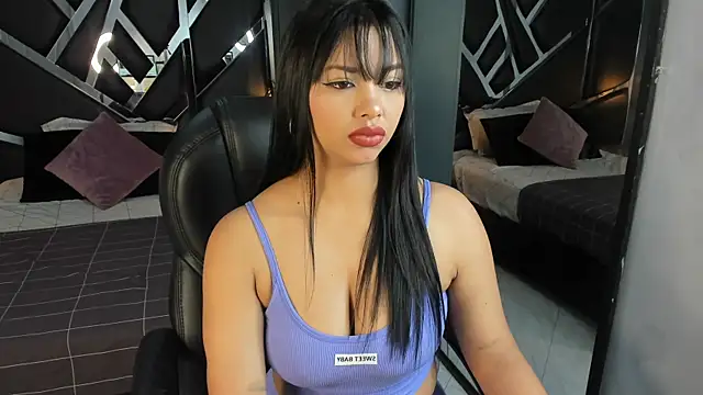 Sienna miller 27 online show from 03/21/25, 02:51