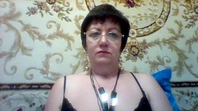 Snapshot of Lota5821 chatting on 03/23/25, 01:42 Lota5821 online show from 03/23/25, 01:42