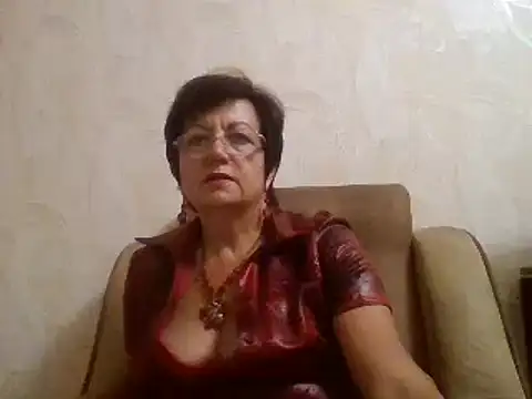 Snapshot of Lota5821 chatting on 09/14/25, 04:29 Lota5821 online show from 09/14/25, 04:29