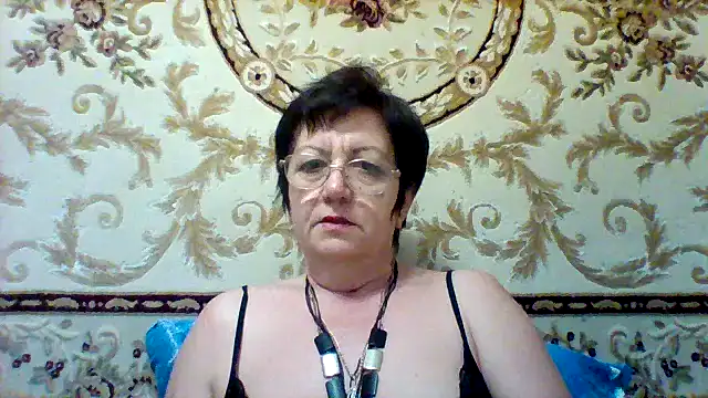 Snapshot of Lota5821 chatting on 03/19/25, 10:31 Lota5821 online show from 03/19/25, 10:31