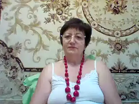 Snapshot of Lota5821 chatting on 03/15/25, 10:13 Lota5821 online show from 03/15/25, 10:13