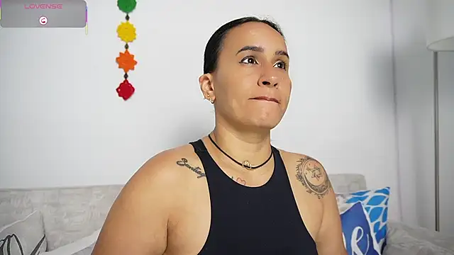 Sara Charmy online show from 03/05/26, 10:56