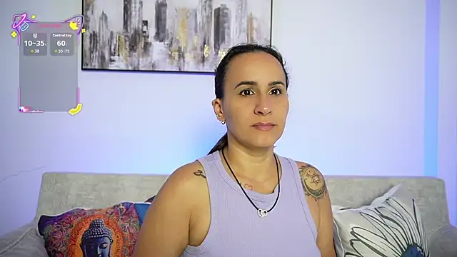 Snapshot of Sara_Charmy chatting on 09/09/25, 12:14 Sara Charmy online show from 09/09/25, 12:14