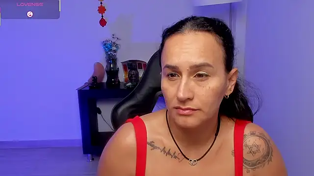 Sara Charmy online show from 06/08/26, 11:11