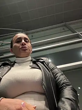 Sara Charmy online show from 03/19/26, 09:09