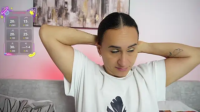 Snapshot of Sara_Charmy chatting on 09/27/25, 11:05 Sara Charmy online show from 09/27/25, 11:05