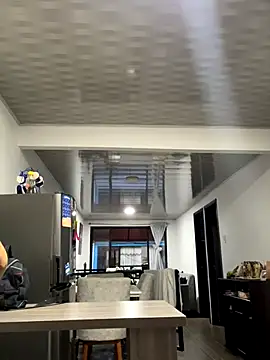 Snapshot of Sara_Charmy chatting on 09/26/25, 11:00 Sara Charmy online show from 09/26/25, 11:00