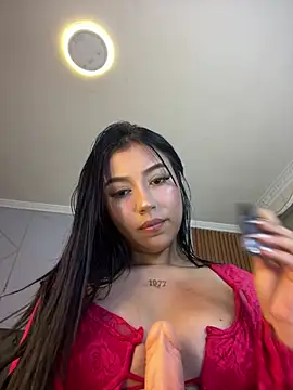 Snapshot of i_sabella_25 chatting on 04/16/26, 05:52 i sabella 25 online show from 04/16/26, 05:52