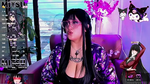 Mitsu Kawii online show from 11/12/25, 08:45