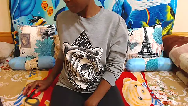 ChocolateClit online show from 10/23/25, 04:38