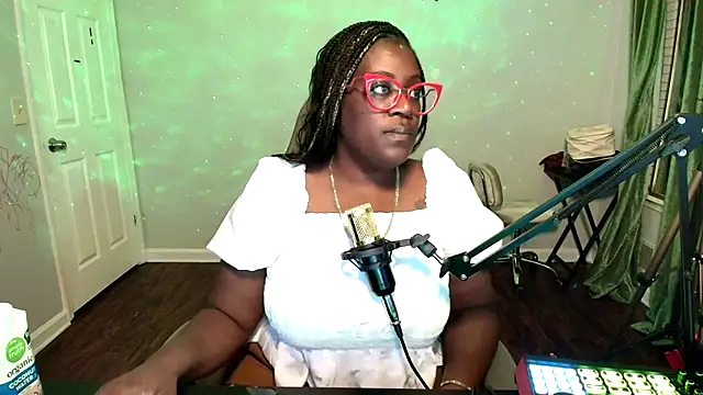 lovelyenigma365 online show from 04/04/26, 04:30