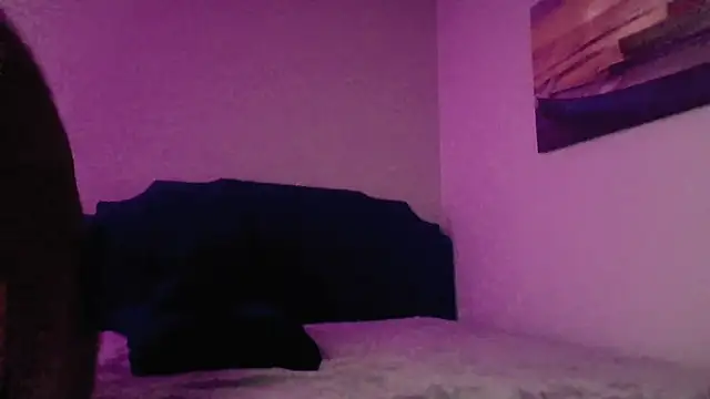 Snapshot of lovelyenigma365 chatting on 03/05/25, 05:40 lovelyenigma365 online show from 03/05/25, 05:40