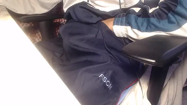 GreekDaddyNickOfficial online show from 10/18/25, 01:02