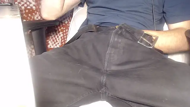 GreekDaddyNickOfficial online show from 10/28/25, 09:14