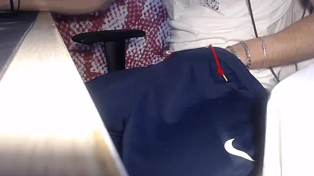 GreekDaddyNickOfficial online show from 09/09/25, 07:40