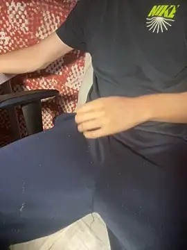 GreekDaddyNickOfficial online show from 10/05/25, 09:55